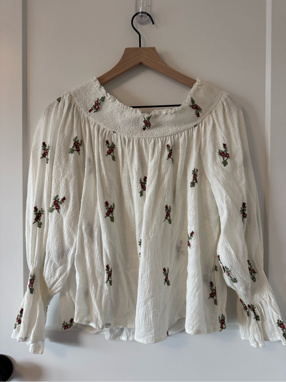 Altar'd State White Peasant Blouse with Red & Green Embroidery Size L - Picture 1 of 3